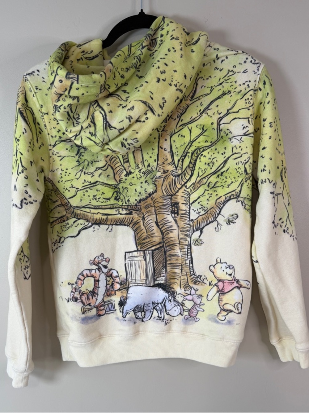 Winnie the Pooh Allover Print Pullover Hoodie Kids Size 13 Disney - Picture 2 of 7